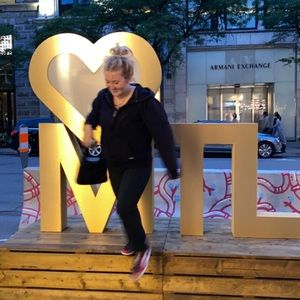 Meet your Posher, Frédérique